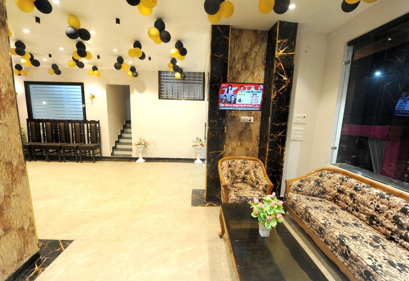 Golden Inn Prayagraj Extérieur photo